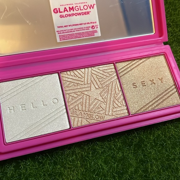 🆕 Glamglow Glowpowder Palette - Picture 3 of 4